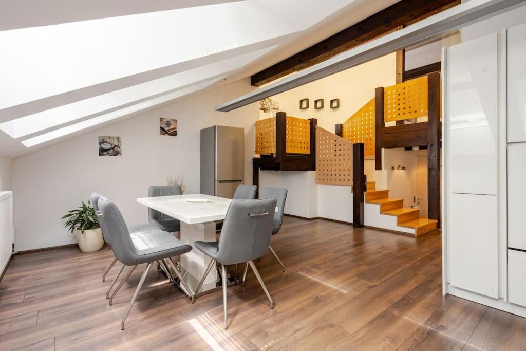 Ferienwohnung Haldennest บลูเดนซ์ ภายนอก รูปภาพ